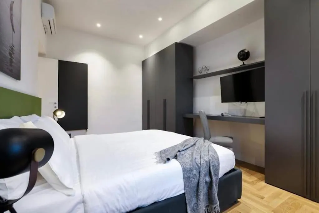 Lusso @Milano Centro Unita Con 2 Camere Da Letto 0*,