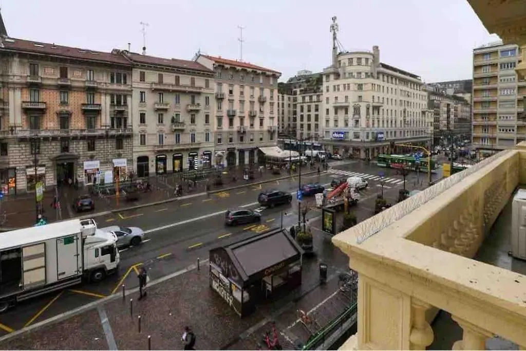 Lusso @Milano Centro Unita Con 2 Camere Da Letto 0*,  Itália